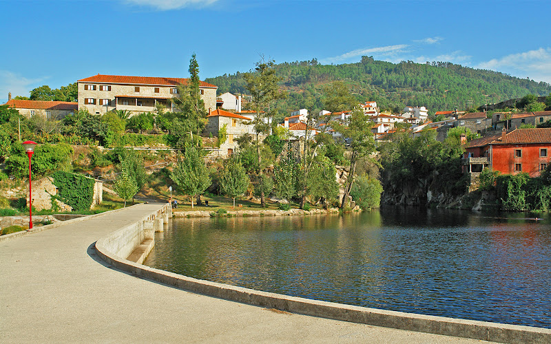 Praia Fluvial de Avô