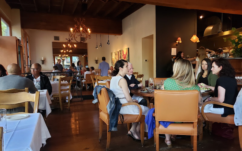 Serratto Restaurant and Bar