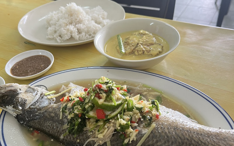 Azizah Nasi Kandar dan Nasi Ayam