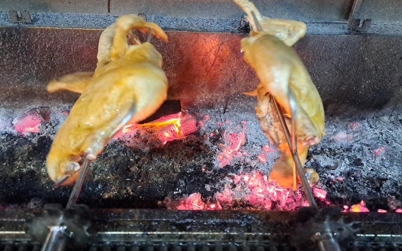 GÀ NƯỚNG CƠM LAM HẢI TÂY NGUYÊN