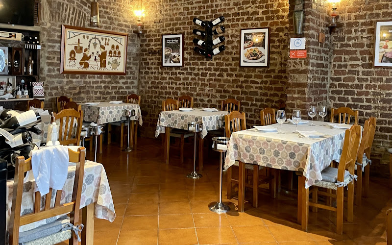 Vinho e Noz by Rui Silva