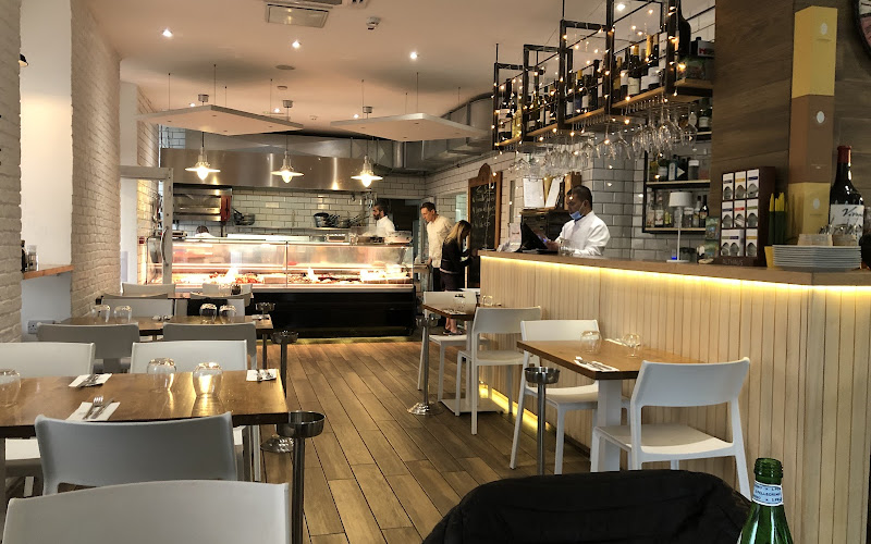 The Seafood Market Grill