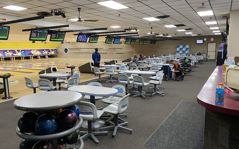 Livingston Lanes & Pub