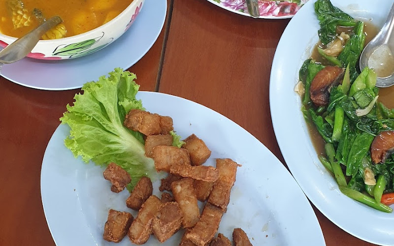 กวงลูกชิ้นปลาเหนือคลอง