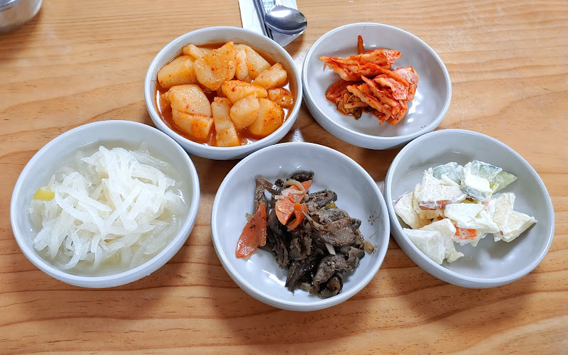 도토리국수집