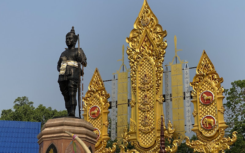 King Prom Maharat Monument