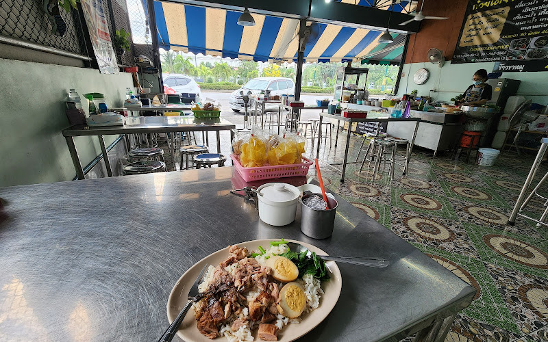 ก๋วยเตี๋ยวต้มยำสูตรโบราณ​ &​ ข้าวขาหมู