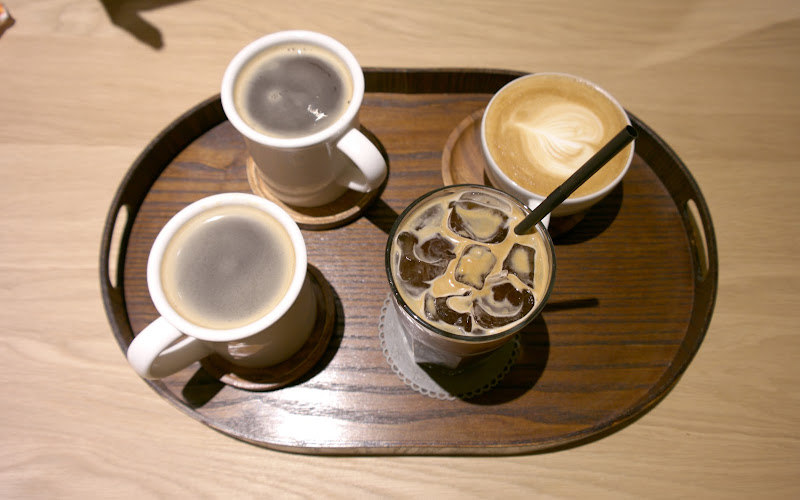 CAFÉ DILL (카페 딜)