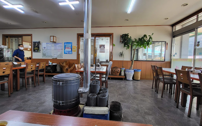 송원해장국.막국수