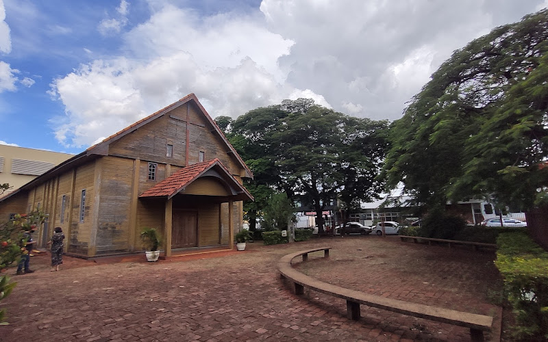 Holy Cross Chapel