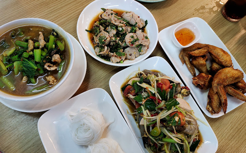 ร้านลาบส้มแซ่บ​-อาหารอีสาน​ By ลาบลุงหวัง @ ลาบ-ต้ม​-ส้มตำ @