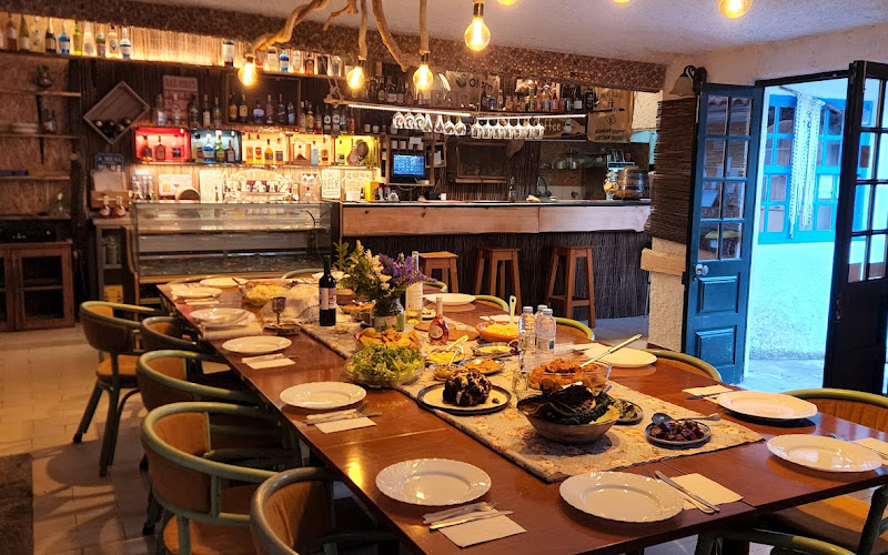 ALMA - Bar & Restaurant