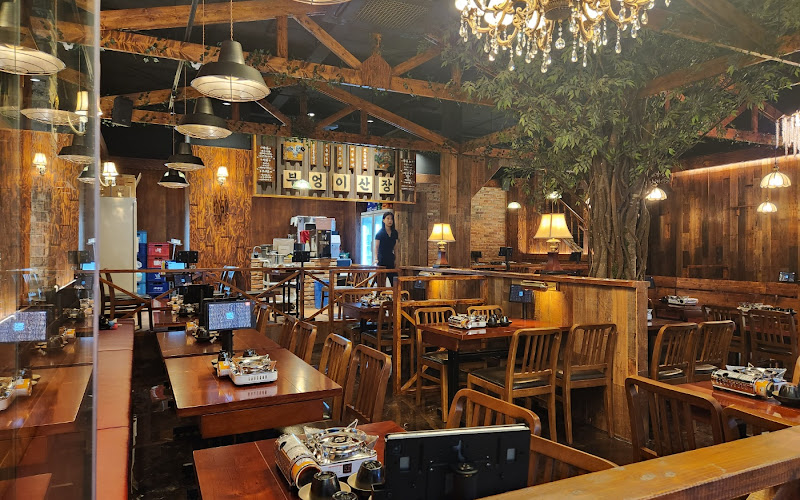 Owl Cabin Pub - Taste of Korean food
