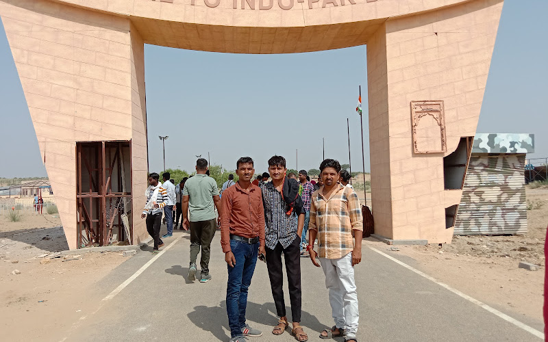 Shree Balaji Bhojnalay &Tifin Centr