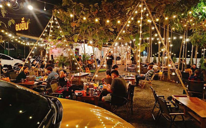 อมยิ้มแคมป์ปิ้ง หมูทะจิ้มจุ่ม