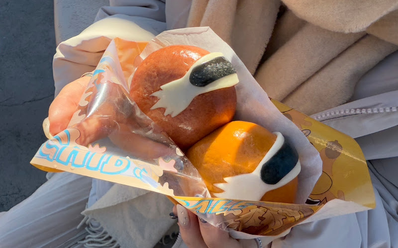 卡通漆彩點心車