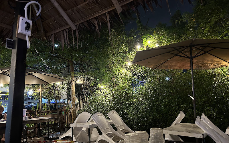 ฌาม Coffee & Restaurant