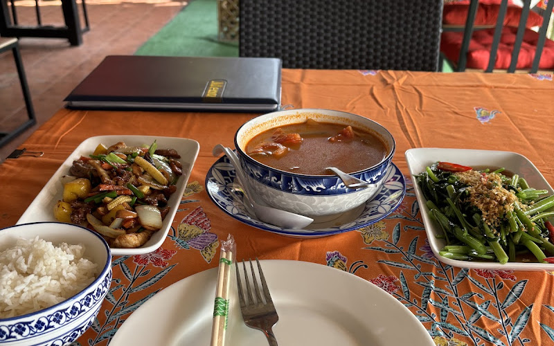 Good luck restaurant and bar