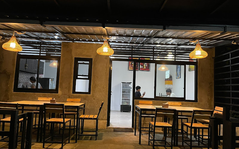 SUNJUN INDONESIAN & WESTERN FOOD