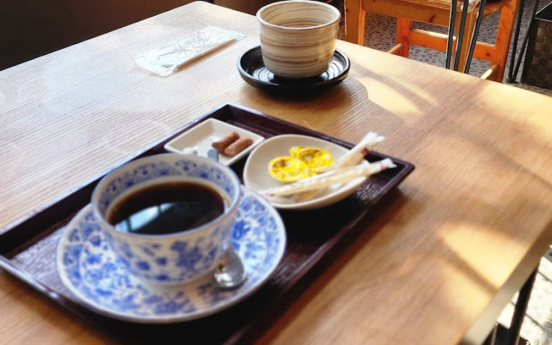 茶房 月東