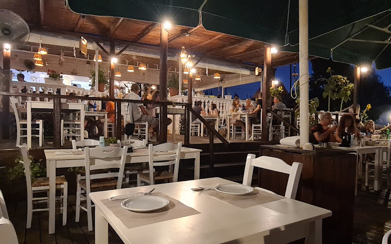 Amoudi Seaside Restaurant