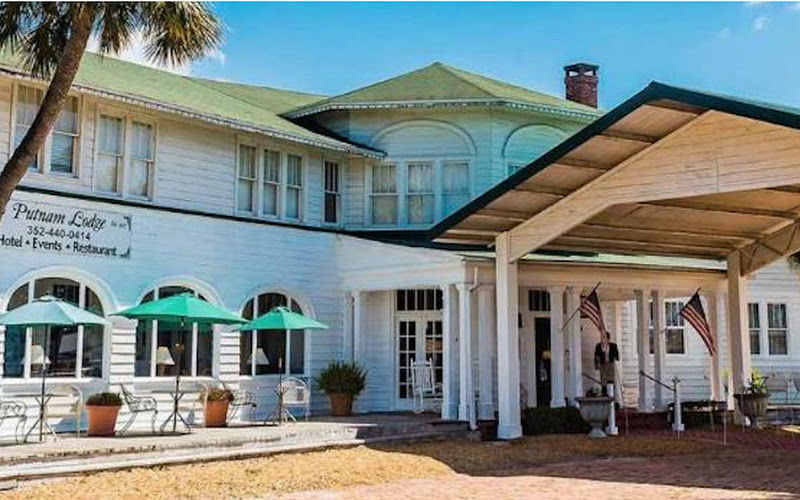 Putnam Lodge