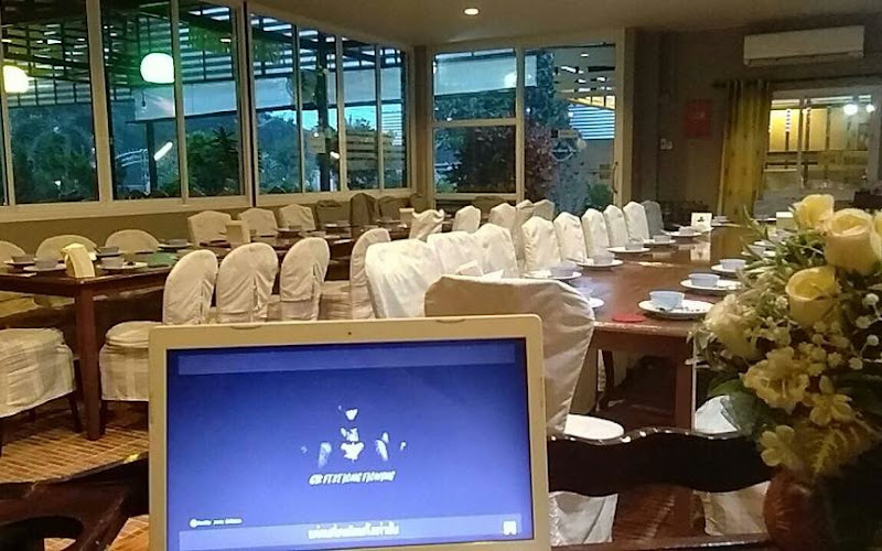 Por Pla Yim Restaurant, Mae Sai Town