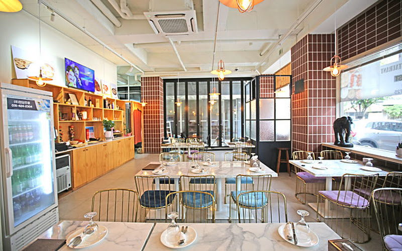 SITARA Indian Restaurant