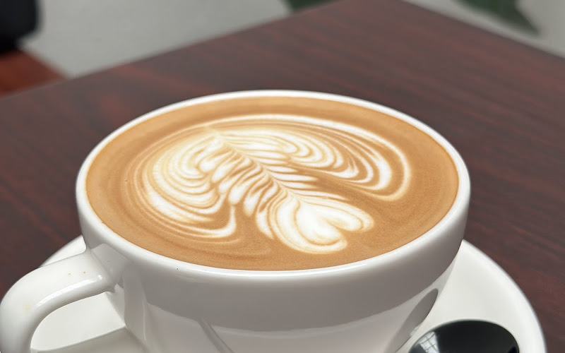 Rise and Grind Phuket วันใหม่ในเมืองเก่า “Specialty Coffee & Healthy Food”