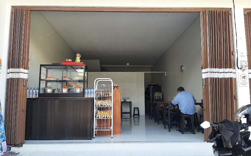 Nasi Campur Ayam Jokwi Denpasar