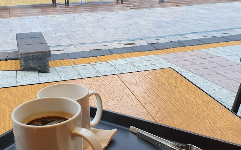 The Coffee Bean & Tea Leaf