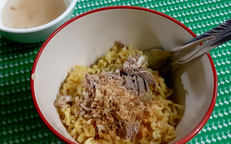 Nanay's Batchoy & Canton Toppings