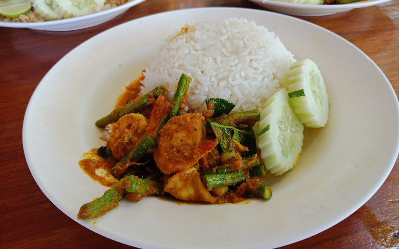 ร้านอามีเด๊าะอาหารตามสั่ง