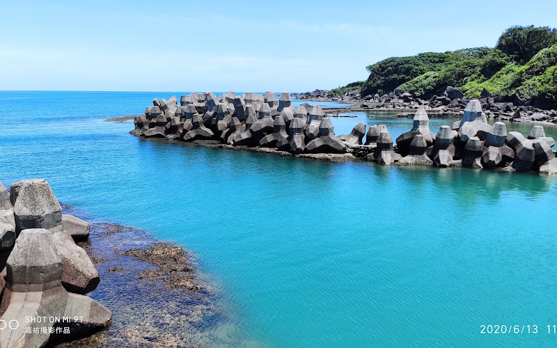 麟山鼻漁港 藻礁海岸