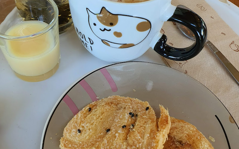 Meena Café