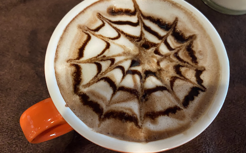 ร้านกาแฟ CAFFÈ HOUSE