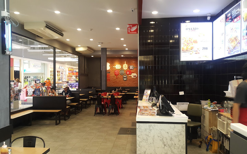 피자헛 (로터스 우타파오)