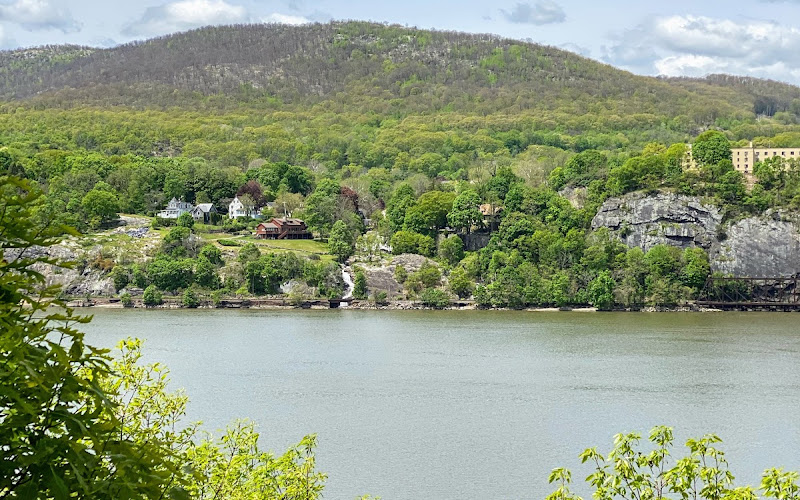 Arden Point and Glenclyffe
