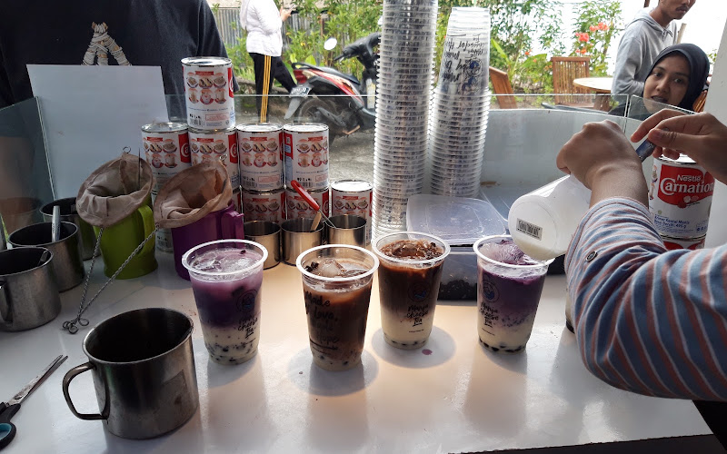 Manja Chesee Tea Maninjau