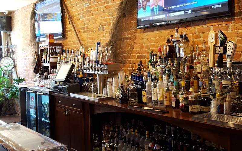 Shore House Tavern