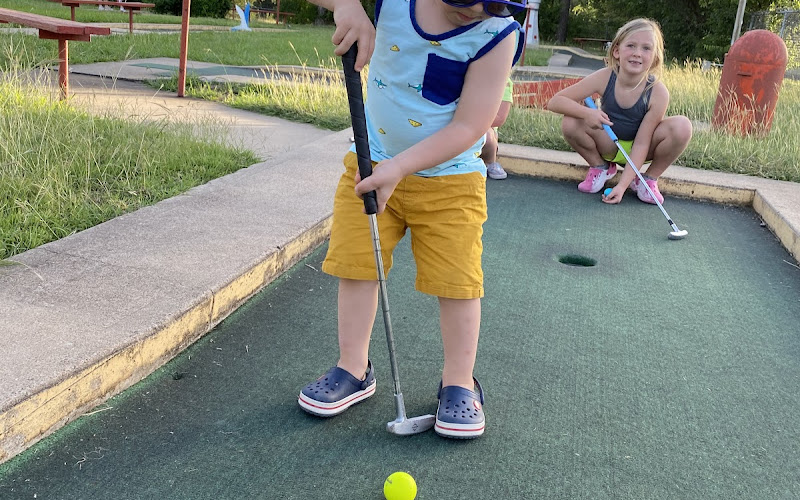J & D Golf Land