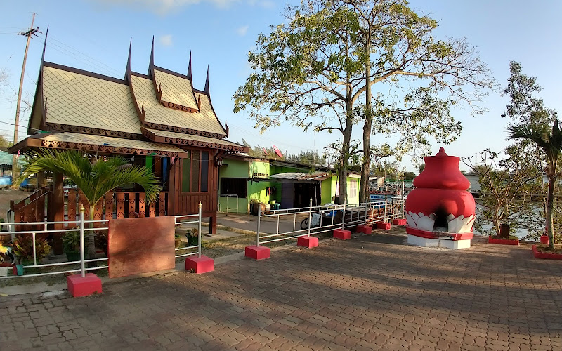 San Krom Luang Chumphon