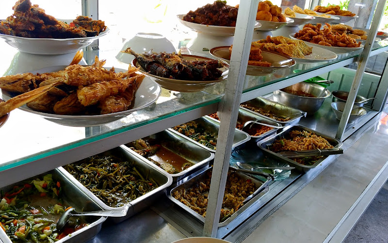 warung muslim sederhana