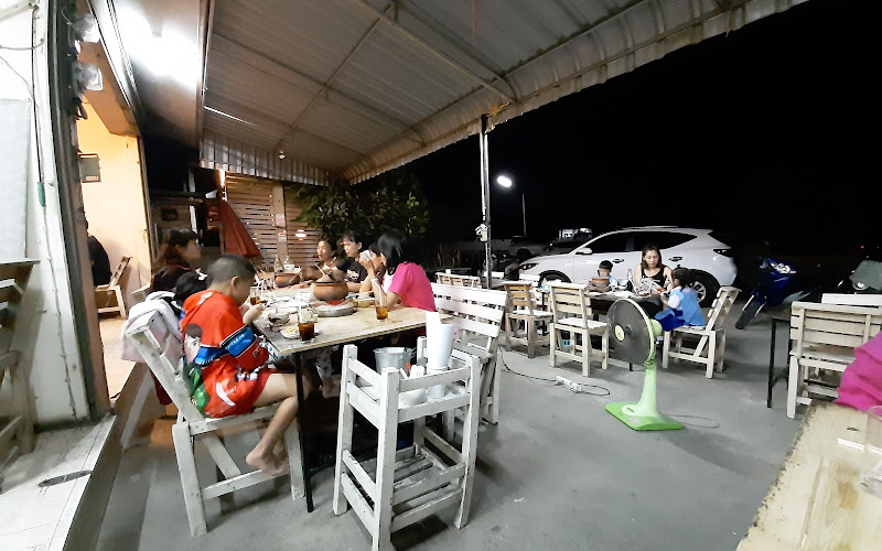 เหม๊าะ หมูจุ่ม