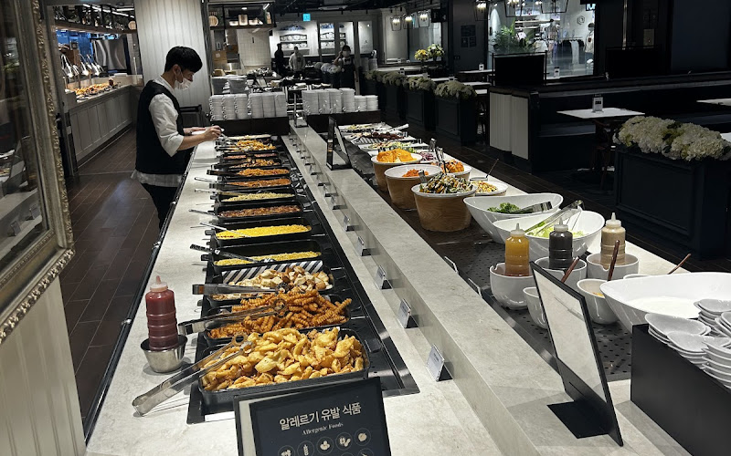 애슐리퀸즈 시화성담스퀘어점