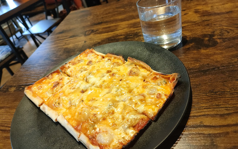 イタリア屋台・ピザ工房SICILIA（ シシリア）