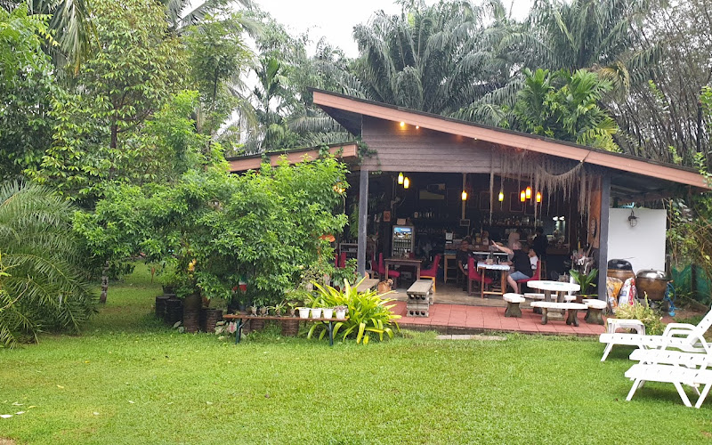 Aathid Garden Khao Lak
