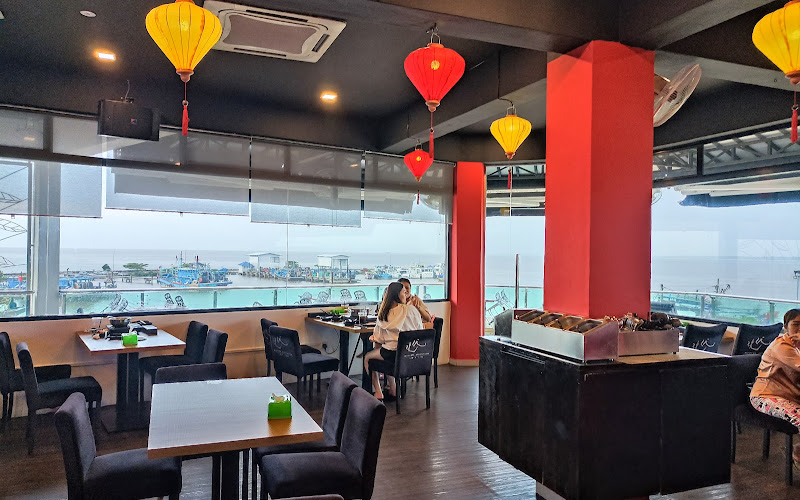 Pontian Rooftop Restaurant