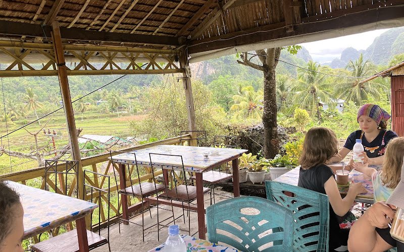 Cafe Bukit Rammang-Rammang
