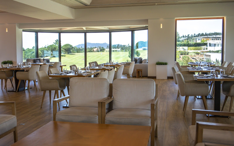 Clubhouse Restaurant